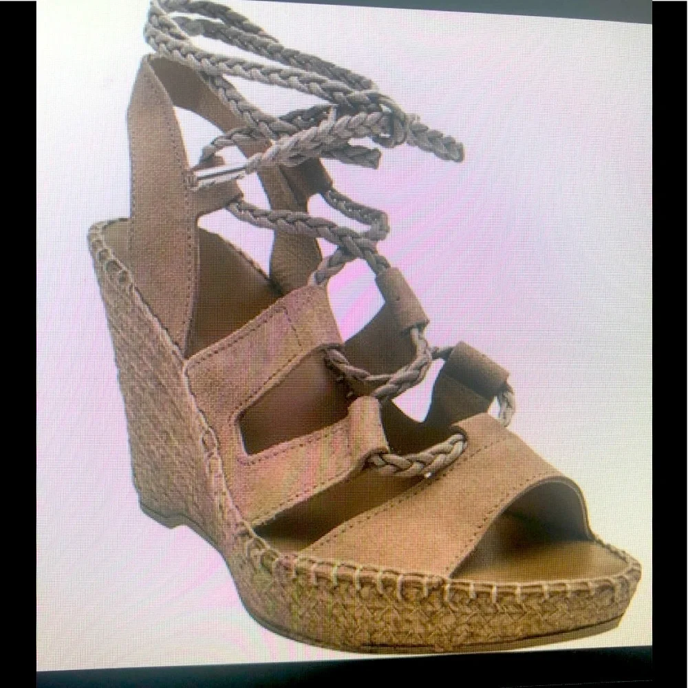 Andre Assous Taupe Suede  Gladiator Espadrilles 7N